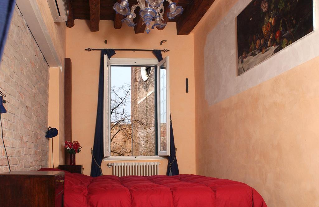 Ca Tornielli Apartment Венеция Стая снимка